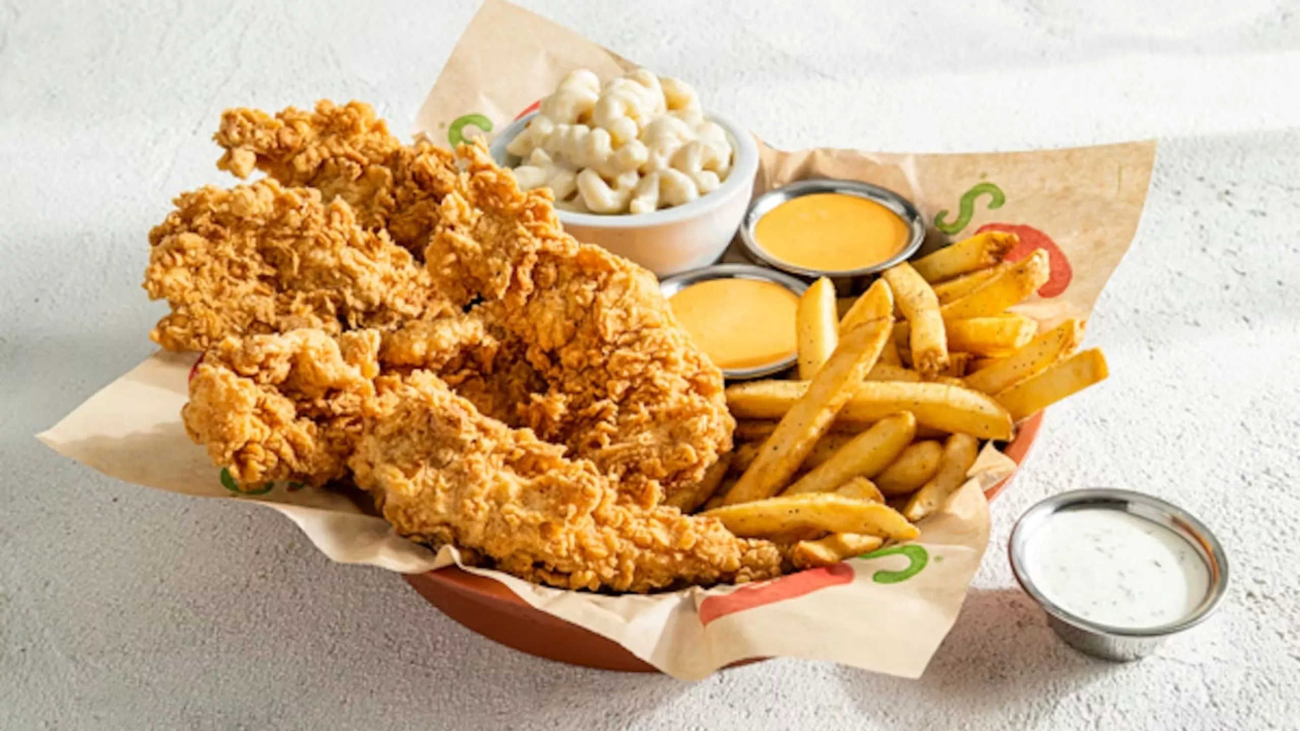 Chilis Crispy Chicken Crispers® Combo