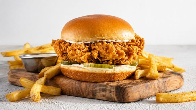 chili's big crispy chicken sandwich